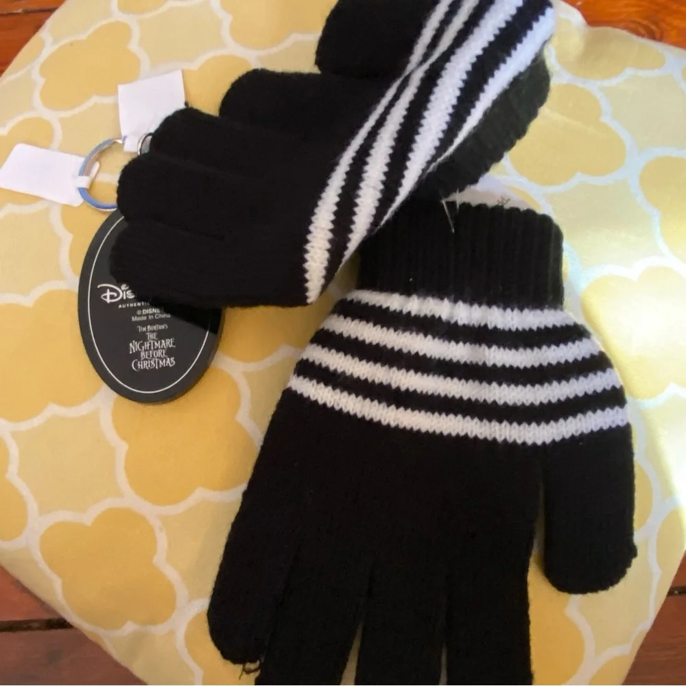 Disney Parks Jack Skellington Keychain, Adult Socks & Kids Gloves NWT